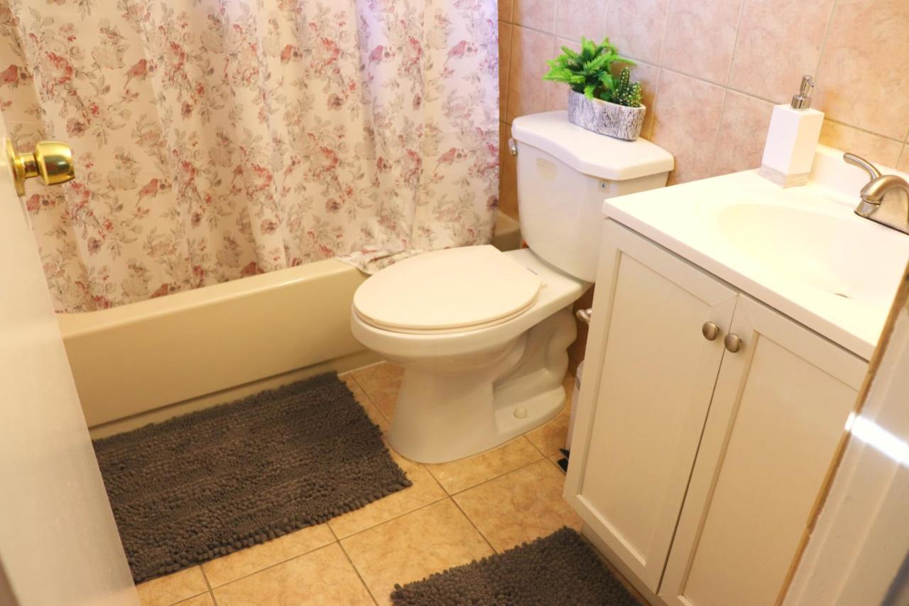 Private Room At Home Near Iad-Стърлинг Екстериор снимка
