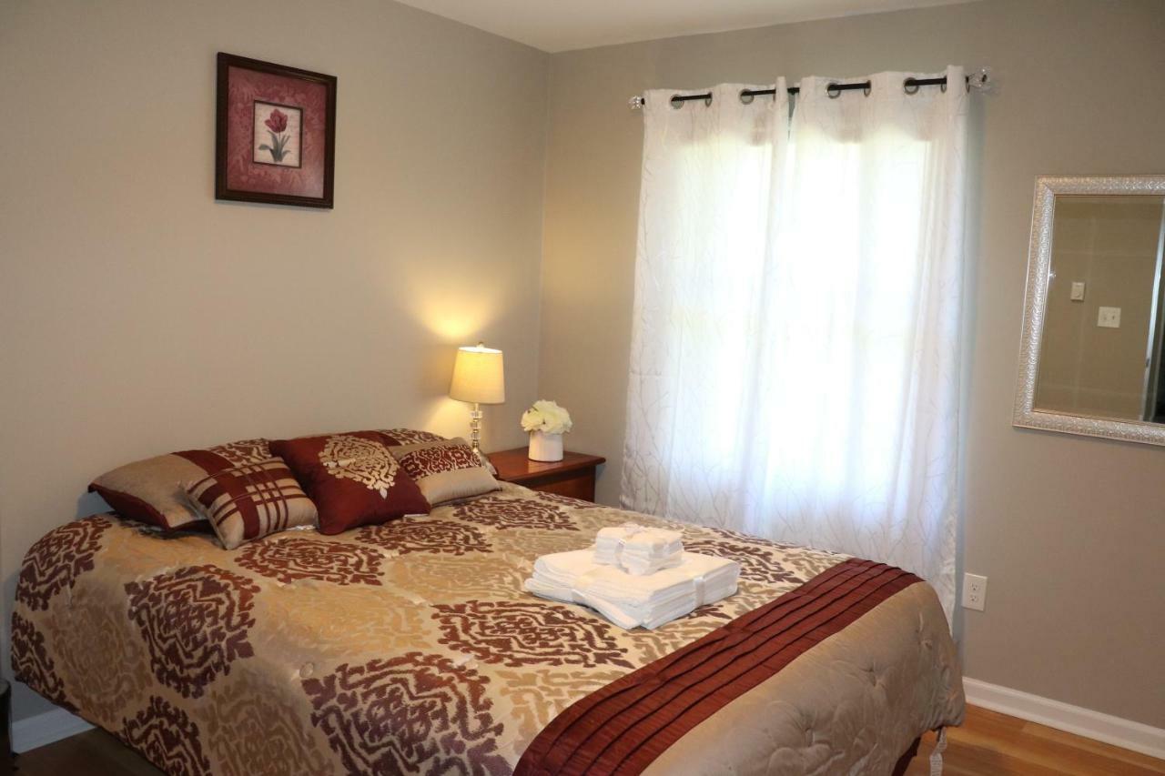 Private Room At Home Near Iad-Стърлинг Екстериор снимка